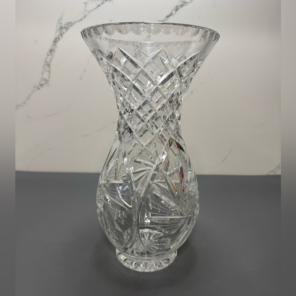 Elegant Crystal Vase